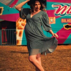 How to Choose the Perfect Maternity Dress for Summers